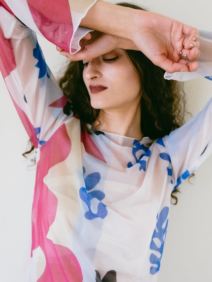 カラー：03 The Knife Thrower