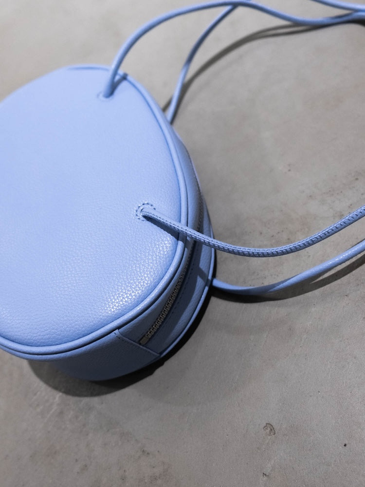 カラー：MIST BLUE