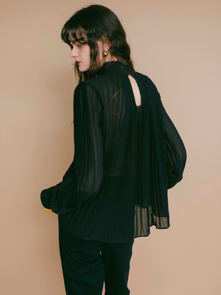 Pleats Classical Shirt