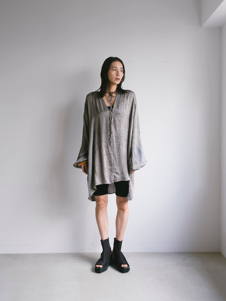 モデル身長：163cm / カラー：Gray