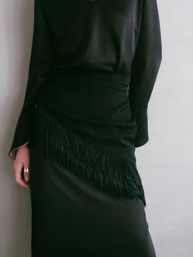 モデル身長：175cm / カラー：Black