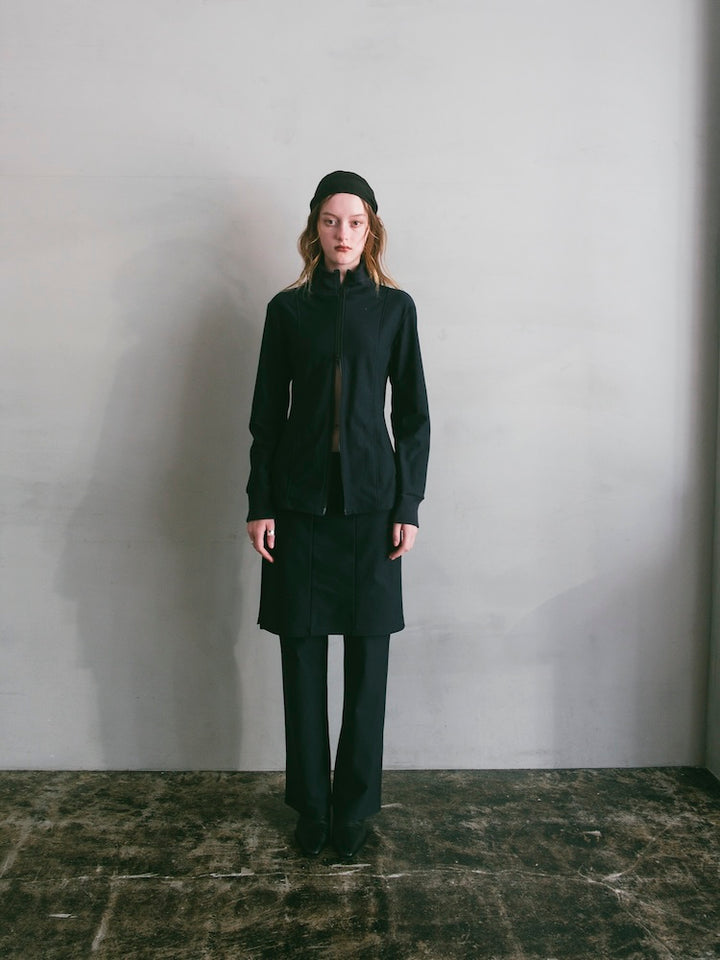 モデル身長：175cm / カラー：Navy