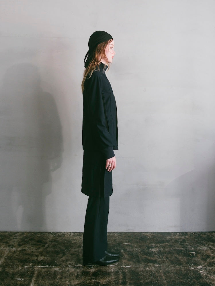 モデル身長：175cm / カラー：Navy