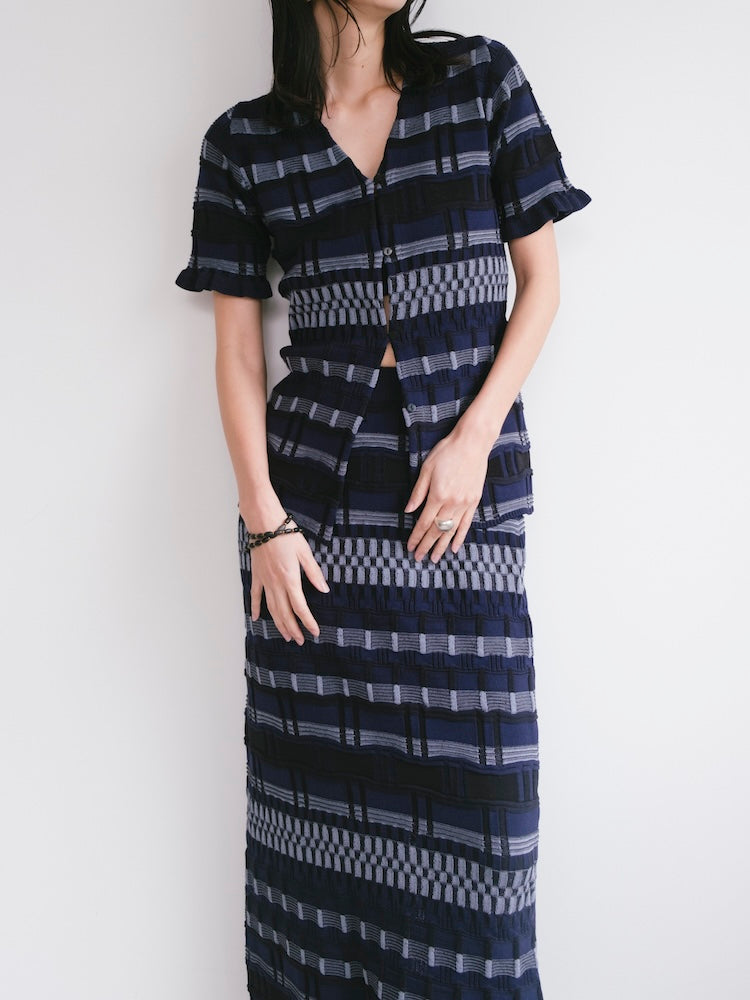 モデル身長：163cm / カラー：Navy