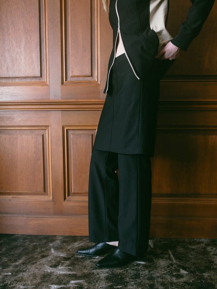 モデル身長：175cm / カラー：Black
