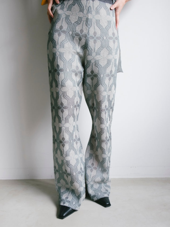 モデル身長：163cm / カラー：Gray