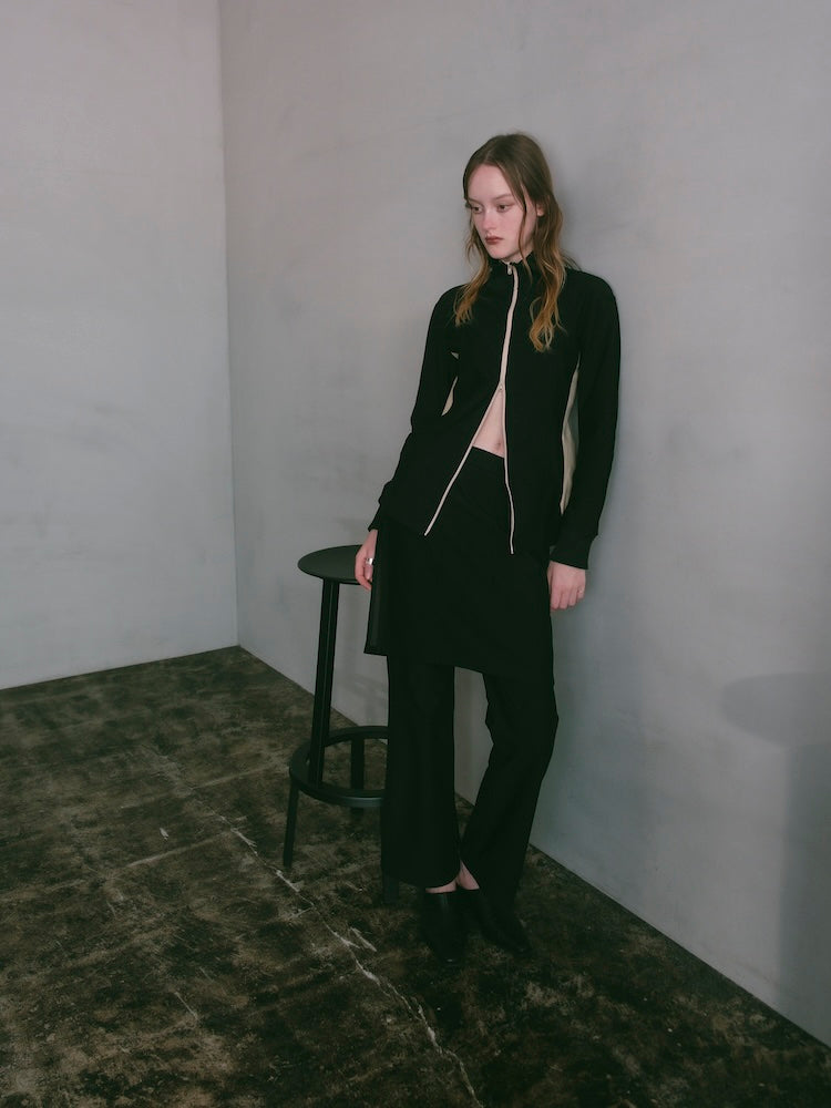 モデル身長：175cm / カラー：Black