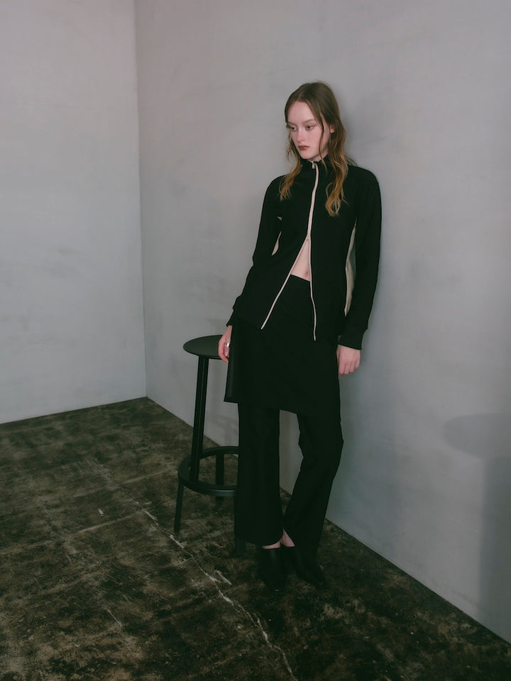 モデル身長：175cm / カラー：Black