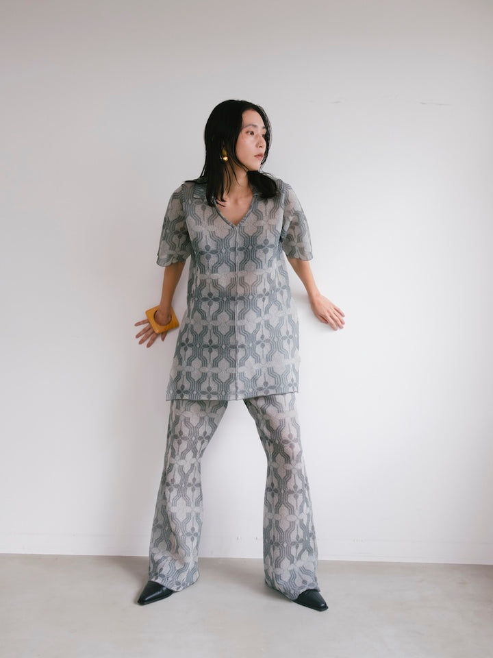 モデル身長：163cm / カラー：Gray