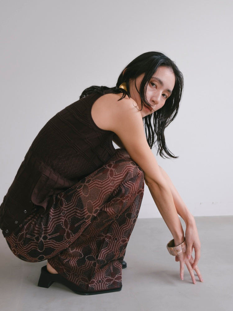 モデル身長：163cm / カラー：Bordeaux