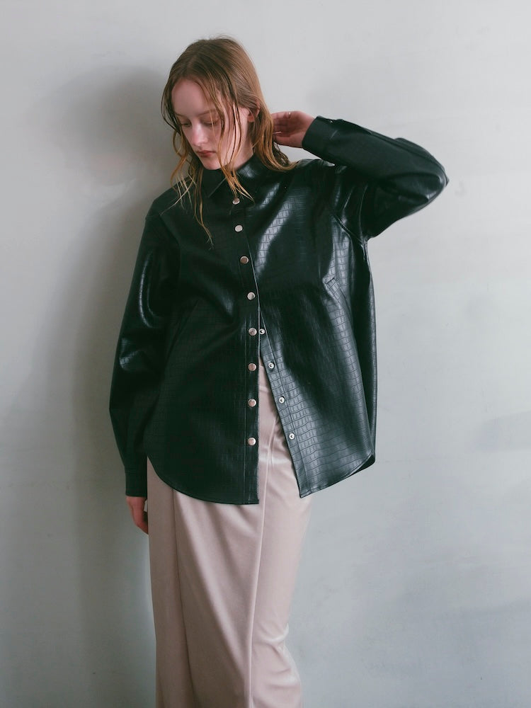 モデル身長：175cm / カラー：Black