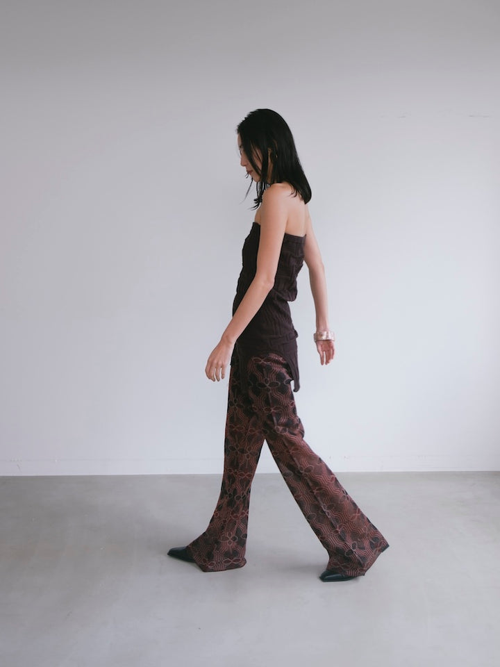 モデル身長：163cm / カラー：Bordeaux