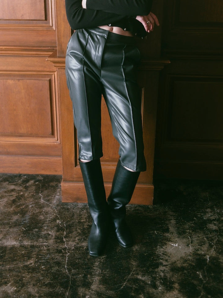 モデル身長：175cm / カラー：Gray