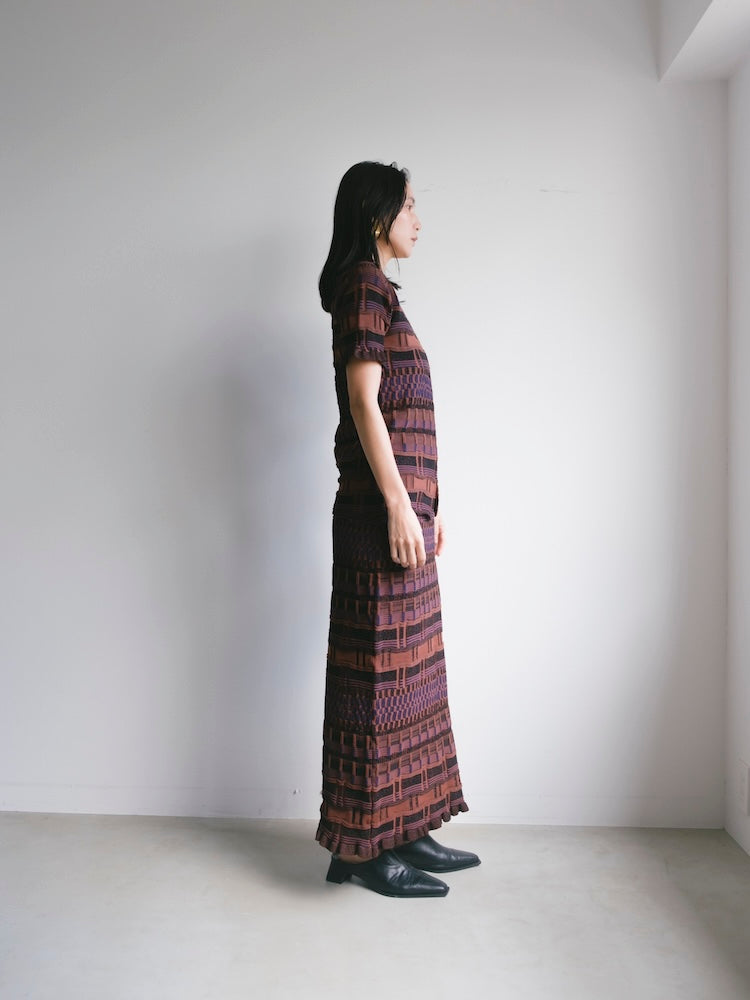 モデル身長：163cm / カラー：Brown