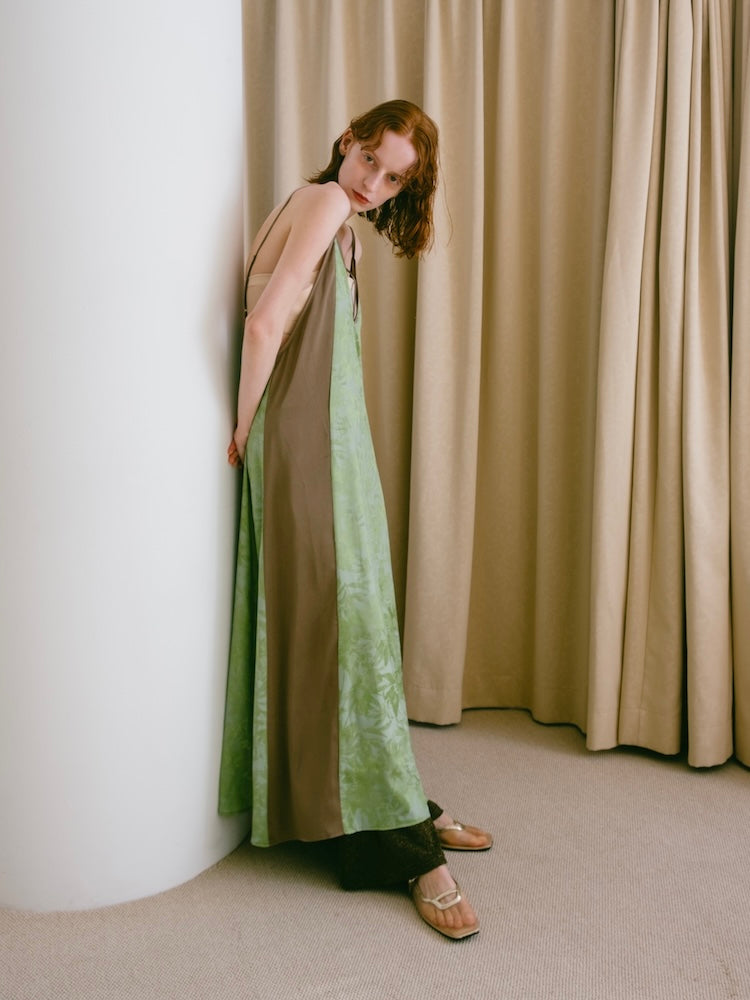 T-Strap Satin Jacquard Dress｜Tストラップサテンジャガードドレス