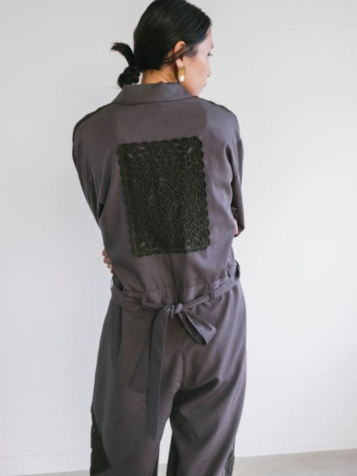 モデル身長：163cm / カラー：Charcoal