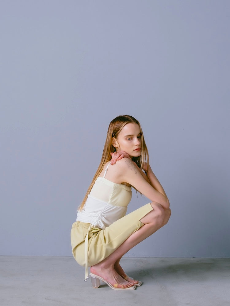 モデル身長：167cm / カラー：Ivory×Cream