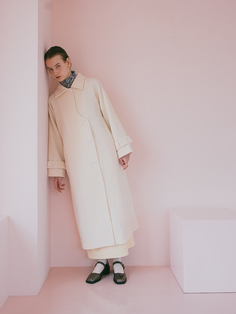 モデル身長：171cm / カラー：OffWhite