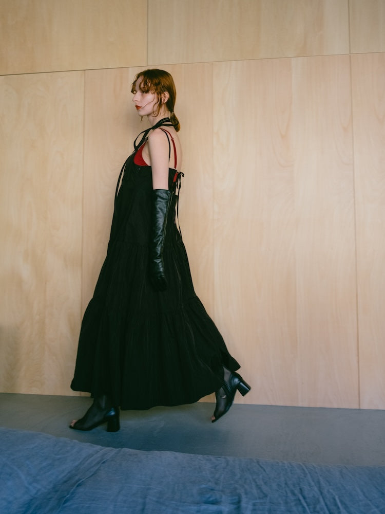 Eyelet Tiered Dress｜アイレットティアードドレス – MARTE