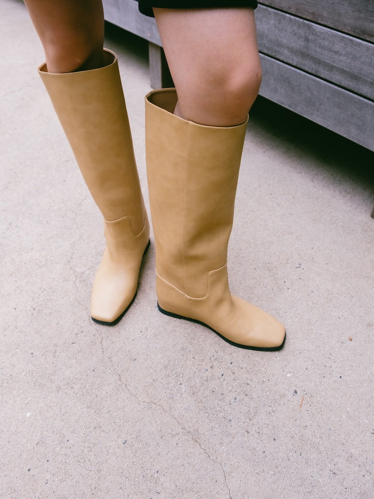 YELLO peel LONG BOOTS ベージュ ロングブーツ　M 9月頃 販売予定】Insole Long Boots｜インソールロングブーツ – MARTE