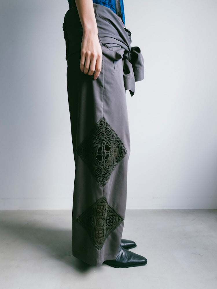 モデル身長：163cm / カラー：Charcoal