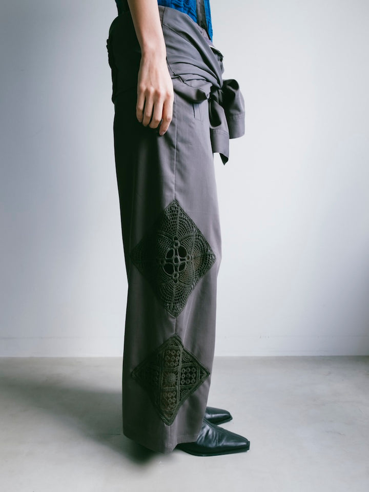 モデル身長：163cm / カラー：Charcoal