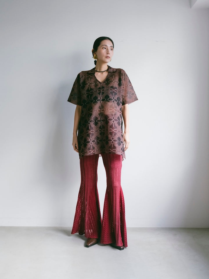 モデル身長：163cm / カラー：Bordeaux