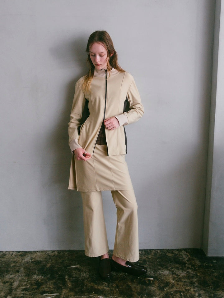 モデル身長：175cm / カラー：Beige