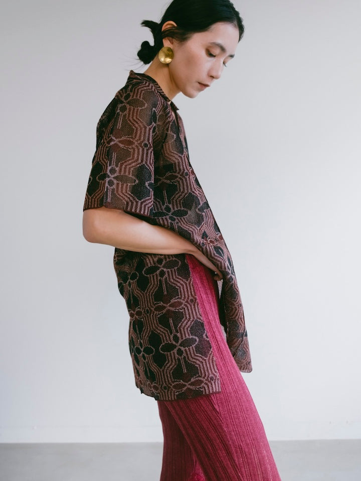 モデル身長：163cm / カラー：Bordeaux