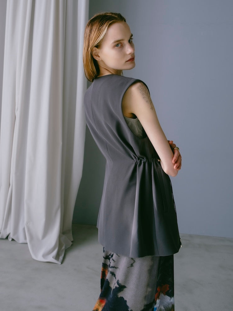 モデル身長：167cm / カラー：Gray