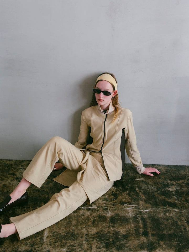 モデル身長：175cm / カラー：Beige