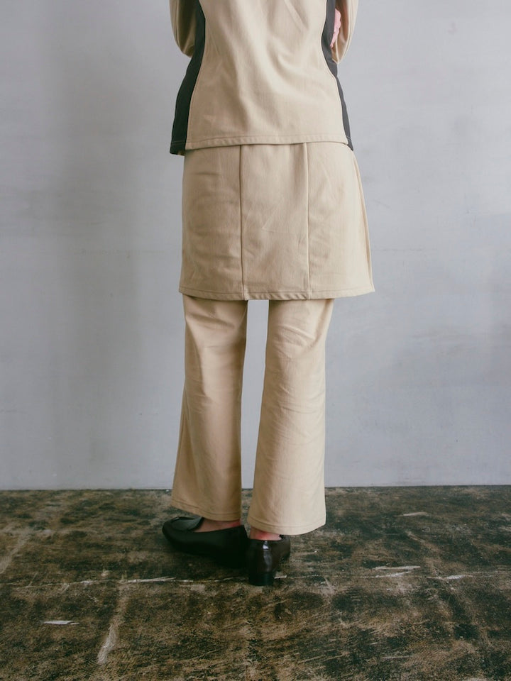 モデル身長：175cm / カラー：Beige