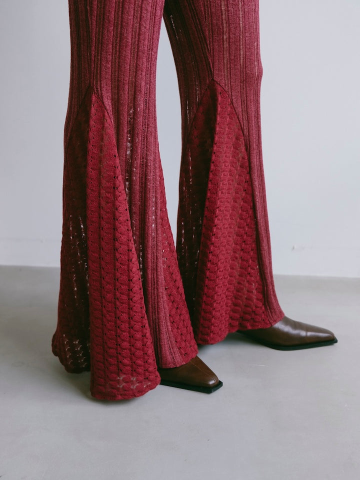 モデル身長：163cm / カラー：Bordeaux