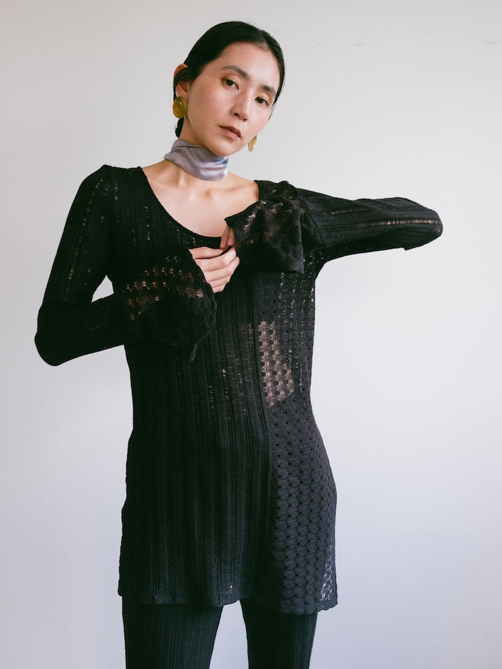 モデル身長：163cm / カラー：Black