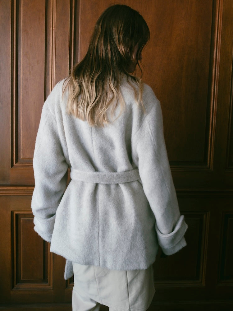モデル身長：175cm / カラー：Beige
