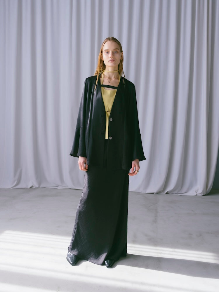 モデル身長：167cm / カラー：Black