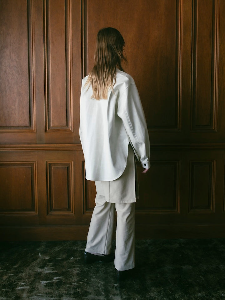 モデル身長：175cm / カラー：Ivory