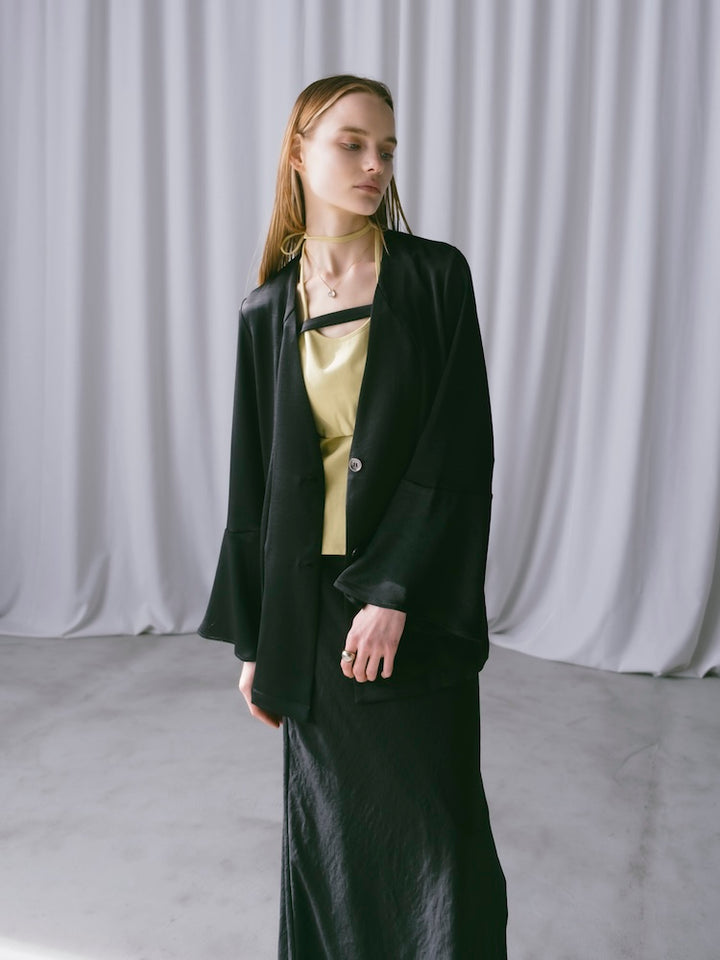 モデル身長：167cm / カラー：Black