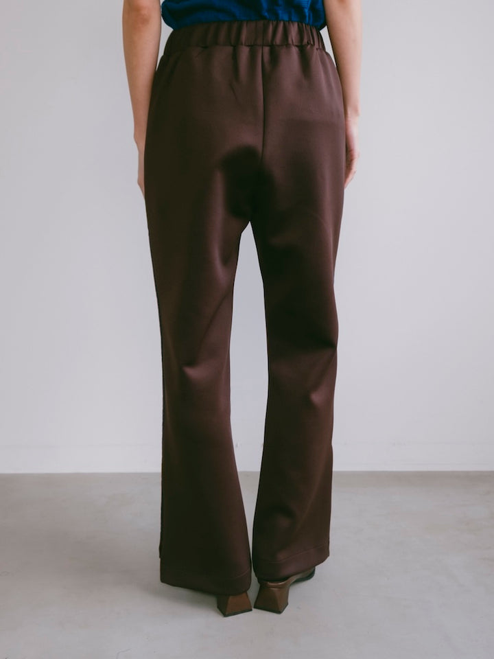 モデル身長：163cm / カラー：Brown