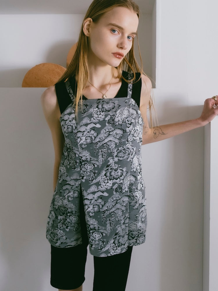 モデル身長：167cm / カラー：Gray