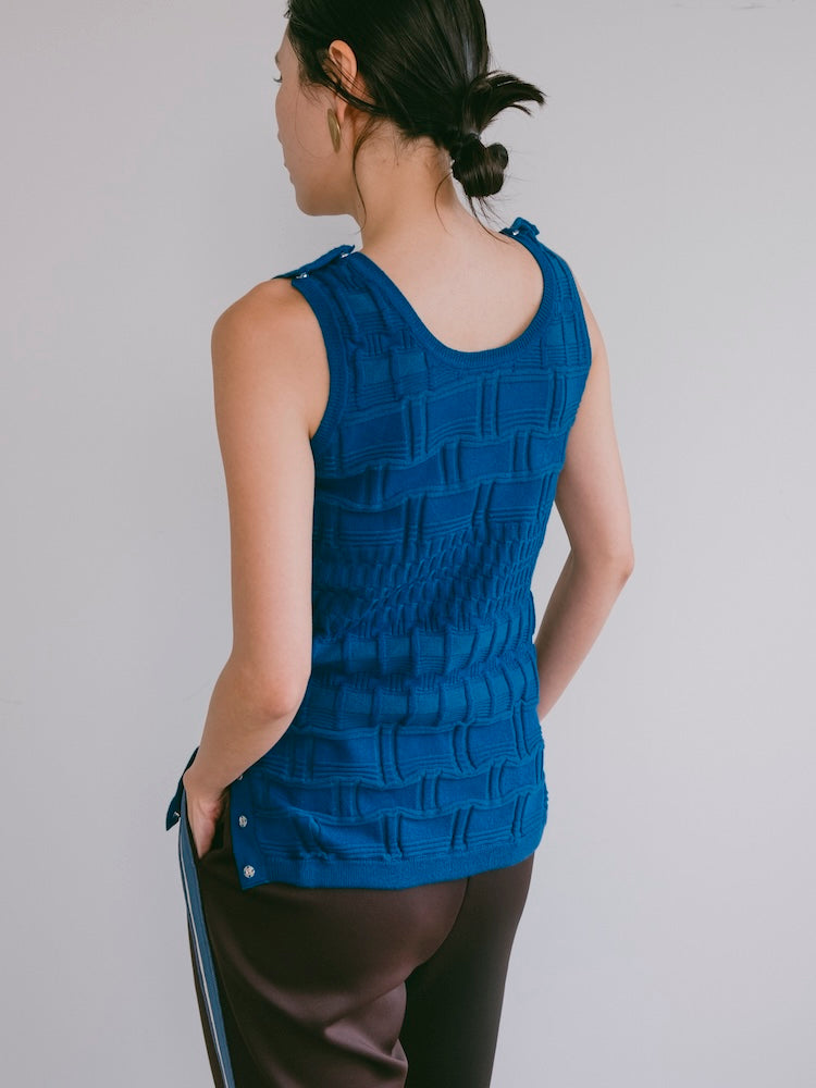 モデル身長：163cm / カラー：Blue