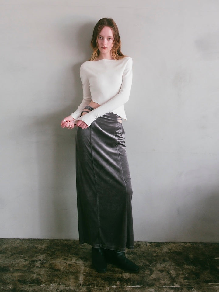 モデル身長：175cm / カラー：Gray / 着用サイズ：Mサイズ