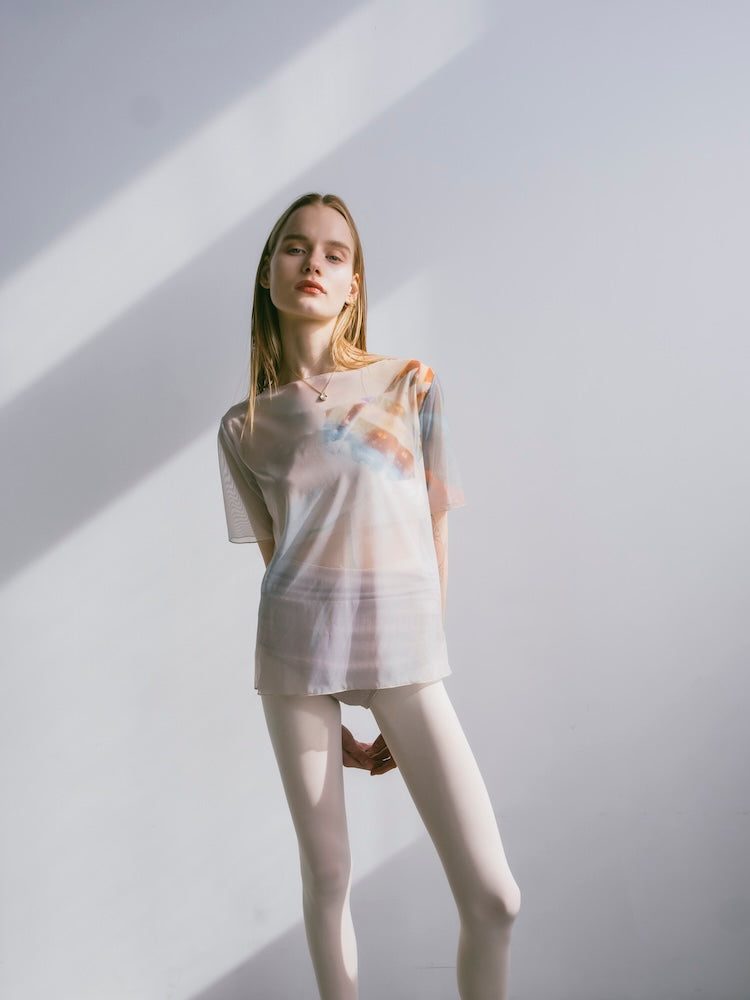 モデル身長：167cm / カラー：02 Crystal