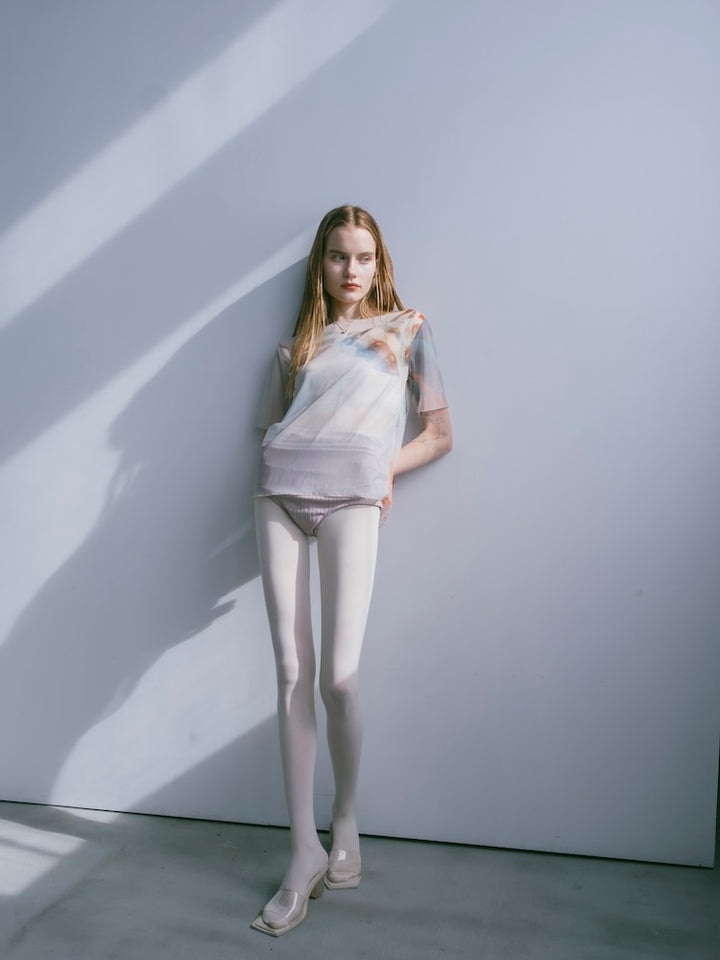 モデル身長：167cm / カラー：02 Crystal