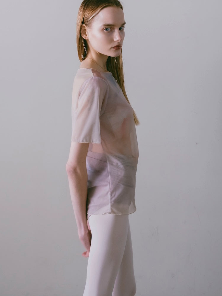 モデル身長：167cm / カラー：04 PaleSky