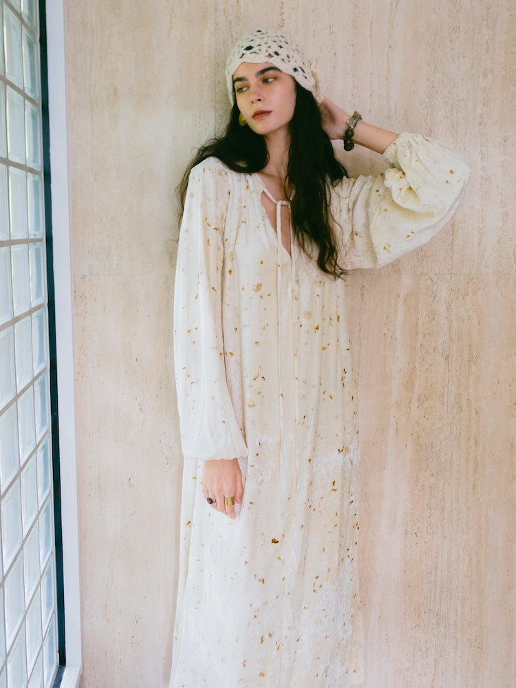 モデル身長：175cm / カラー：Ivory