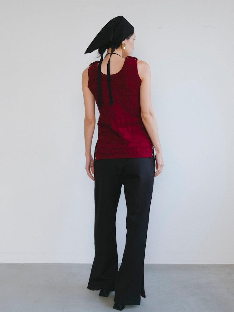 モデル身長：163cm / カラー：Bordeaux