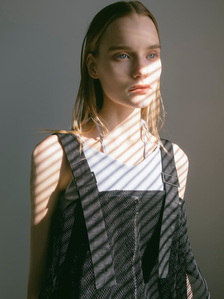 モデル身長：167cm / カラー：Black