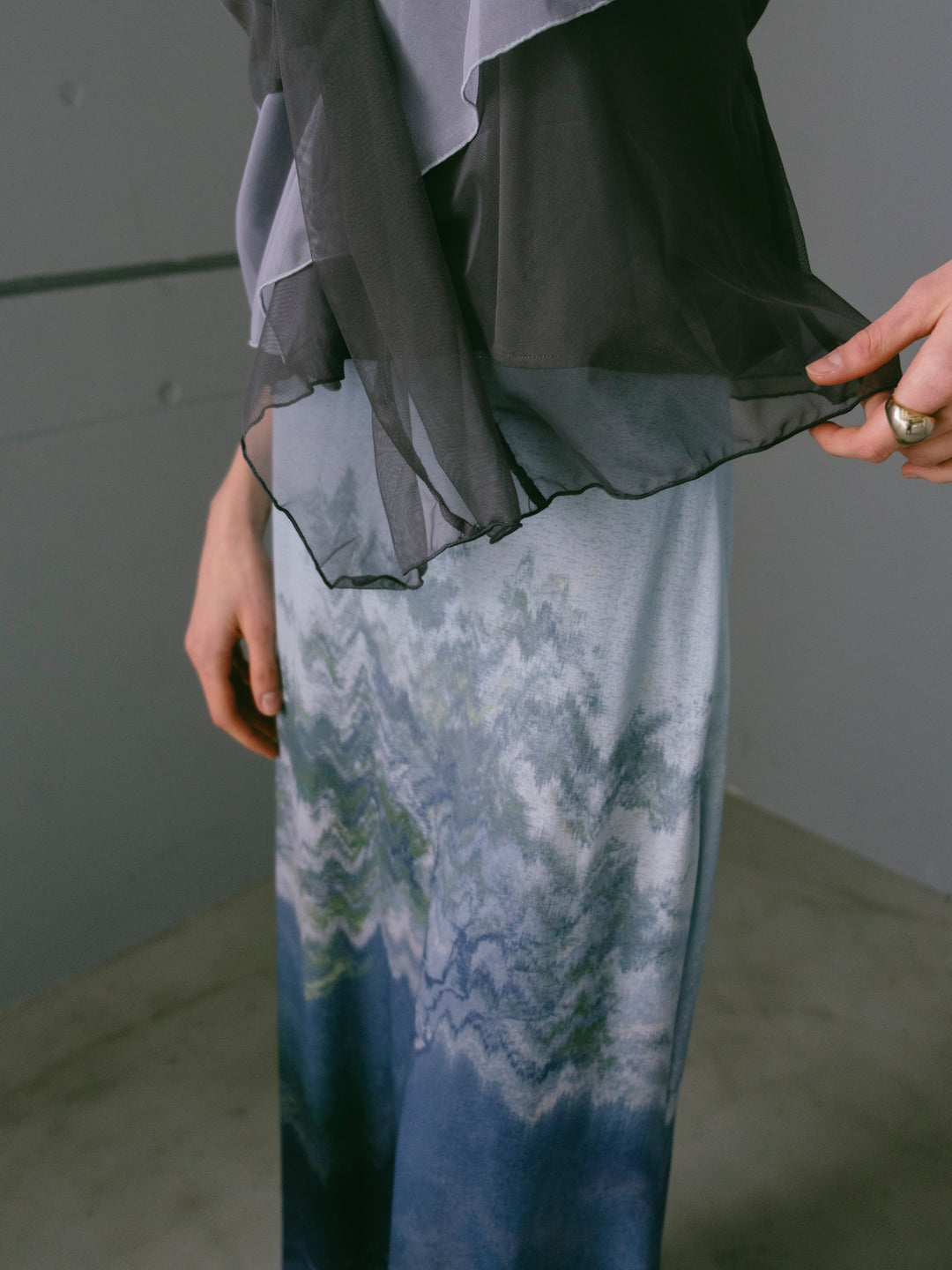 モデル身長：167cm / カラー：01 Lake