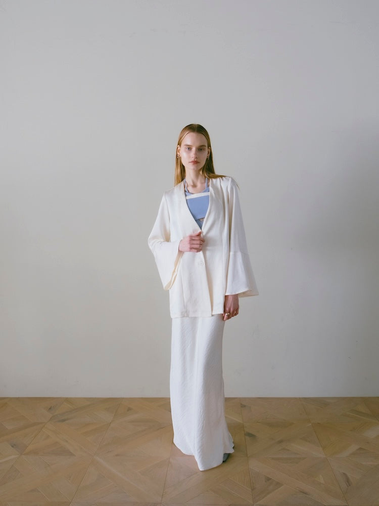 Flare Sleeve Satin Jacket｜フレアスリーブサテンジャケット – MARTE